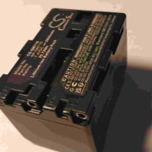 Sony NP-QM71D/FM70 7.4V 2800mAh Li-Ion tarvikeakku CS